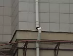 Дефектное соединение звеньев водосточной трубы